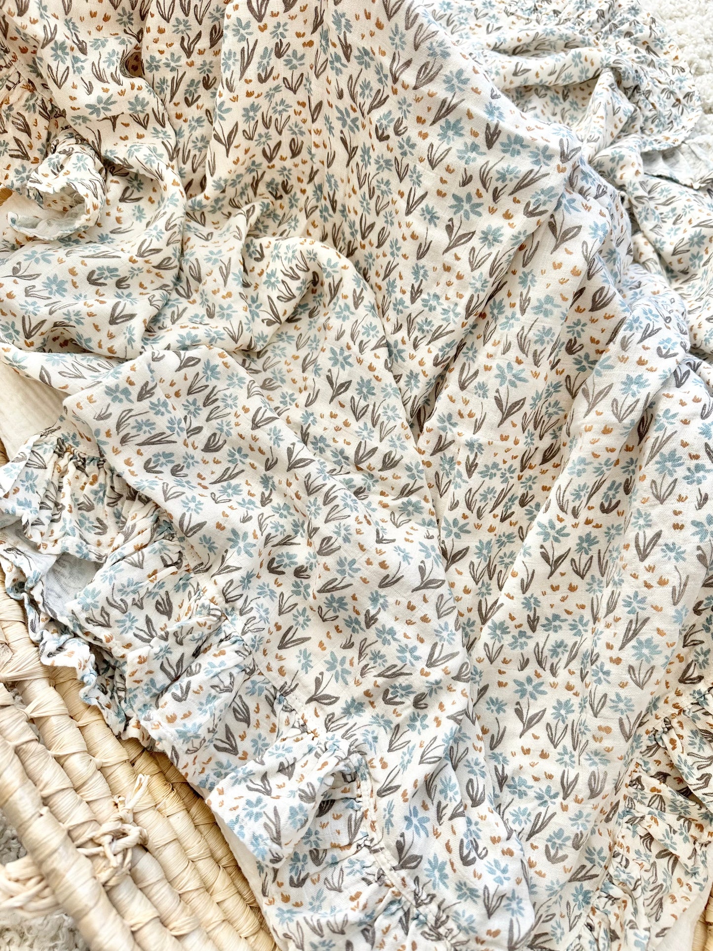 Muslin Swaddle Blanket - La La Floral Ruffle