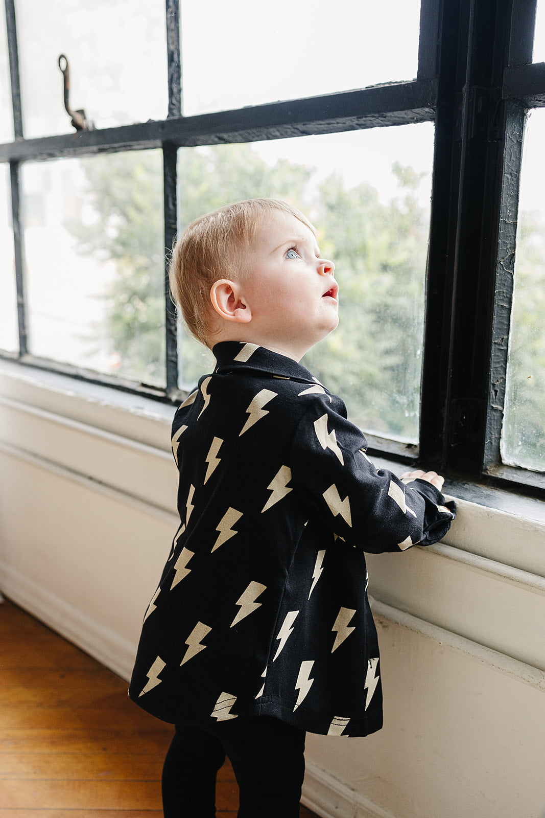 Shacket | Black Bolts