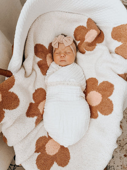 Plush Blanket - Caramel Daisy